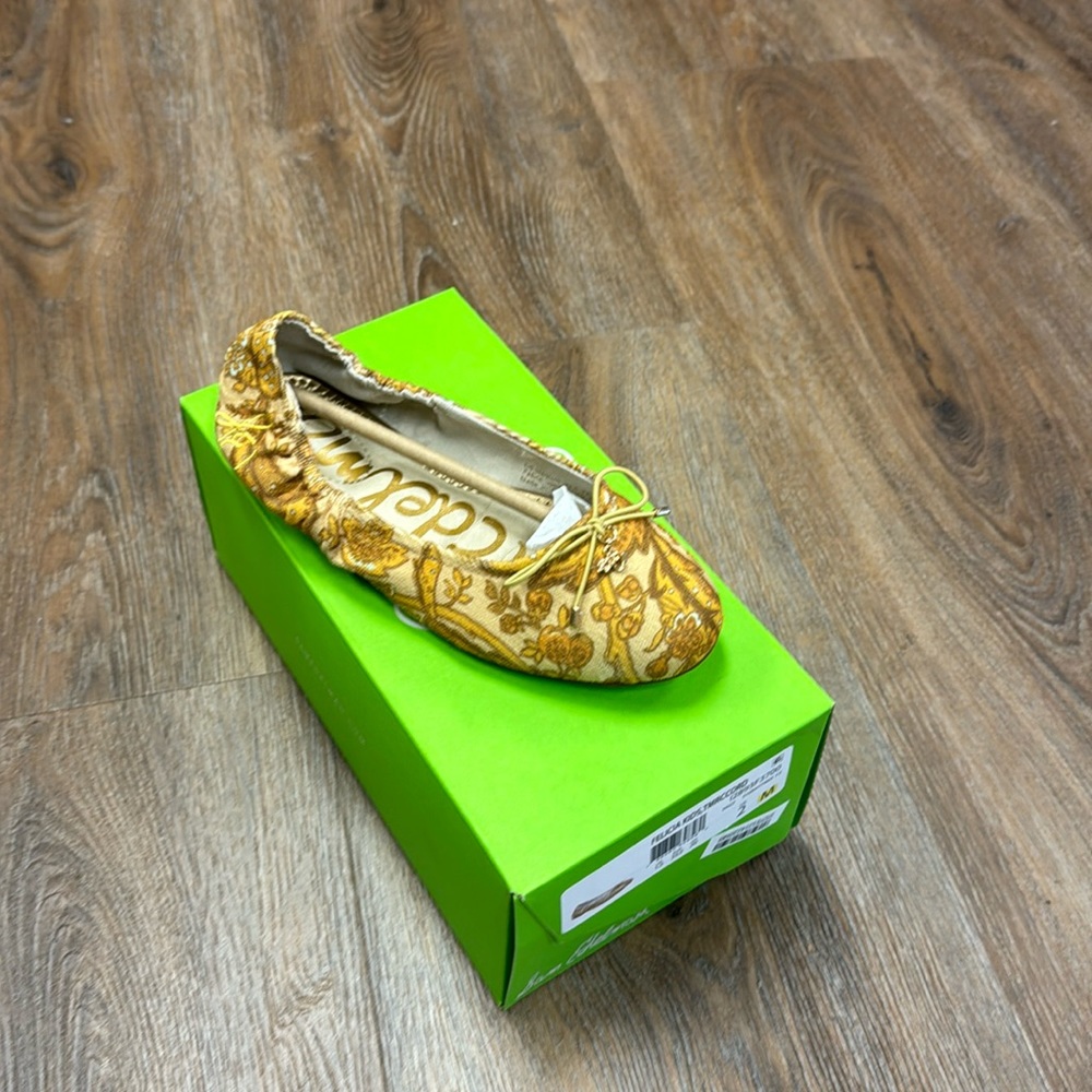 New Sam Edelman kids flats